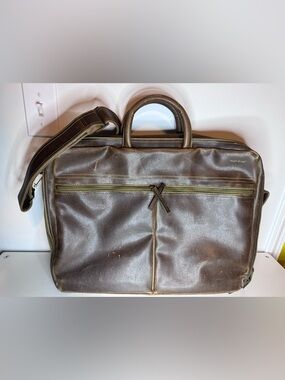 Vintage Matt & Nat Vegan Leather Messenger Bag